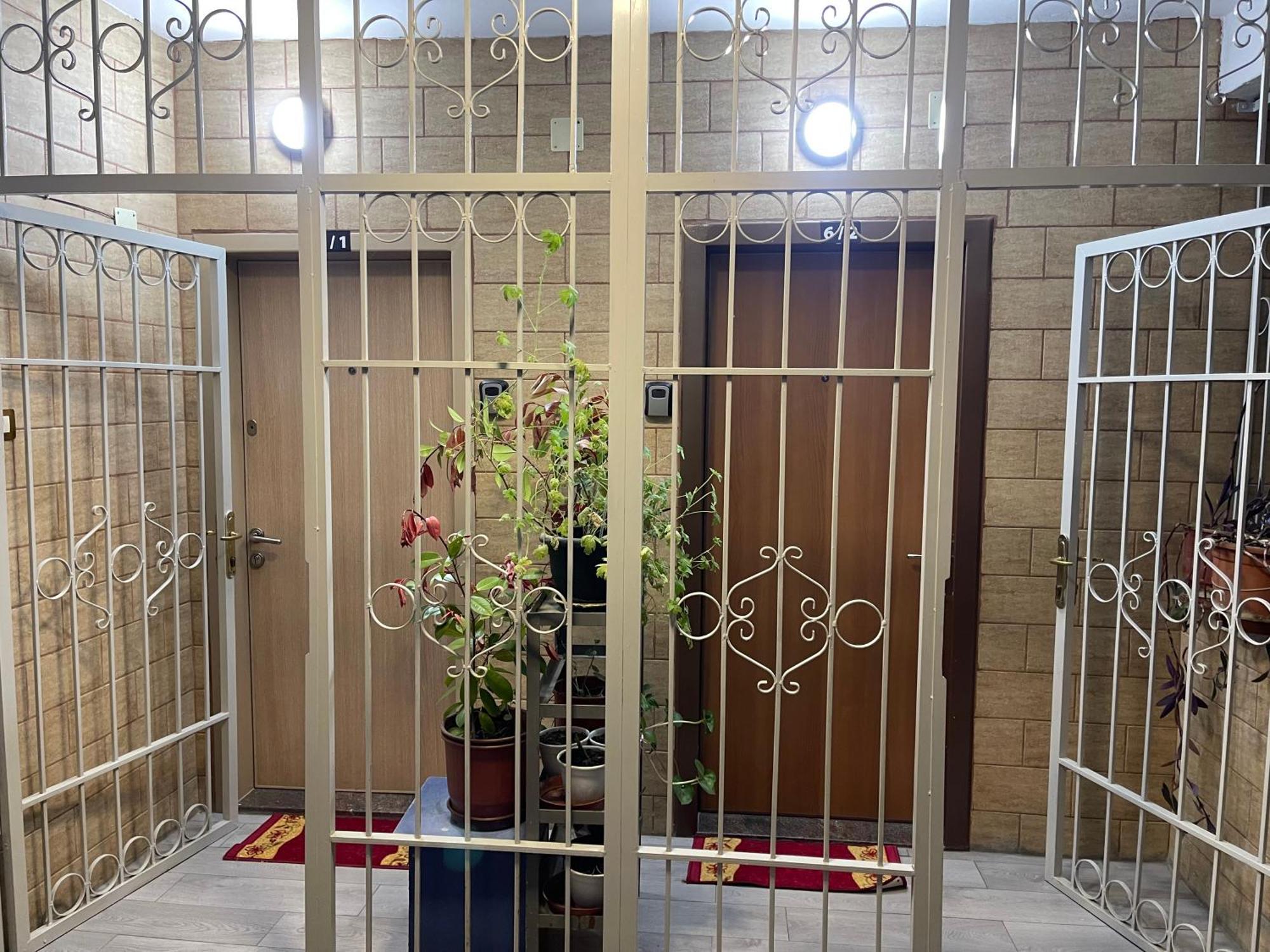 Warm Apartment In The Center Of Tirana City Kültér fotó